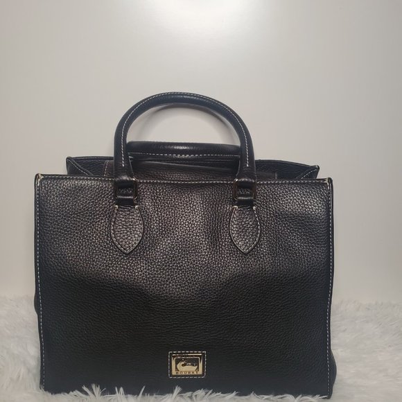 Dooney and Bourke Purse Crossbody - Picture 2 of 11